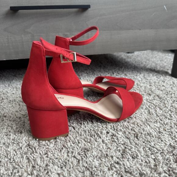 NEW ALDO Red Suede Block Heels Ankle Strap Open Toe Size 9 2.5” Heel - Picture 11 of 11
